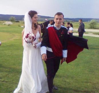Nuntă în Teatru: Actorii orădeni Ciprian Ciuciu şi Melu Pitz s-au căsătorit